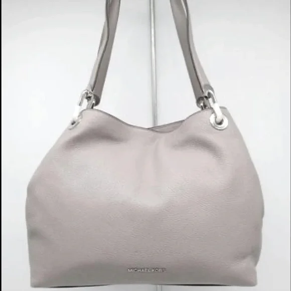 Michael Kors | Bags | Michael Kors Soft Pebbled Leather Bag  display picture 2